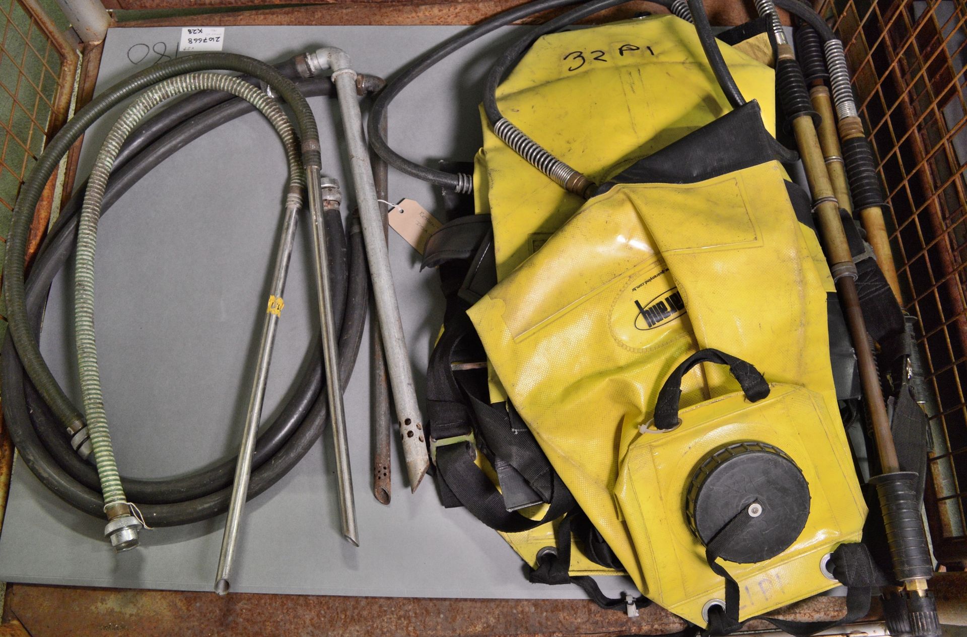 Backpack Spray Equipment. - Image 2 of 3