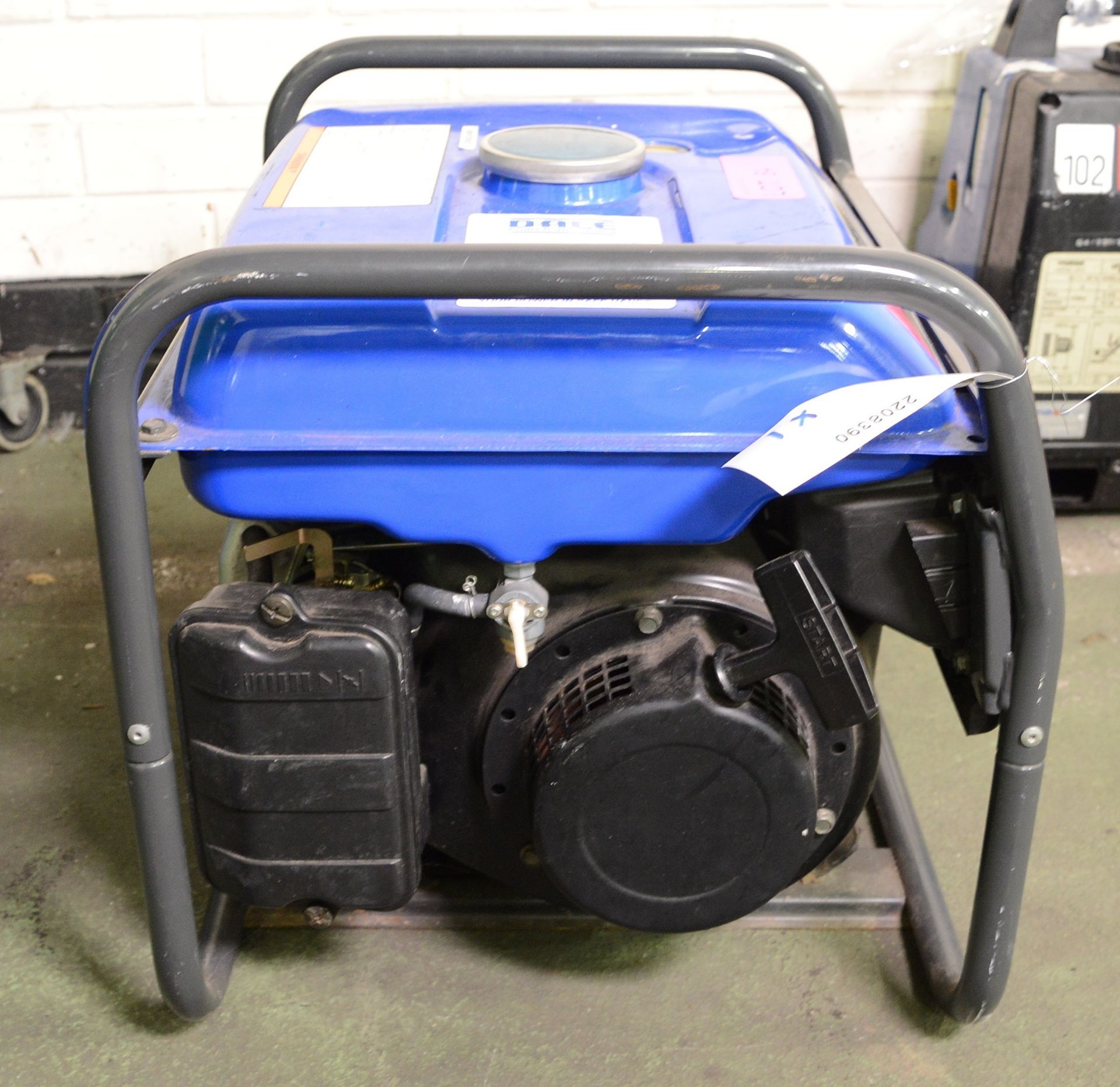 Yamaha EF 1400 Generator Portable 240v 5.2A. - Image 2 of 2