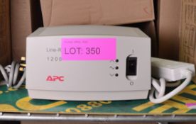 APC Voltage Regulator 1200 VA.