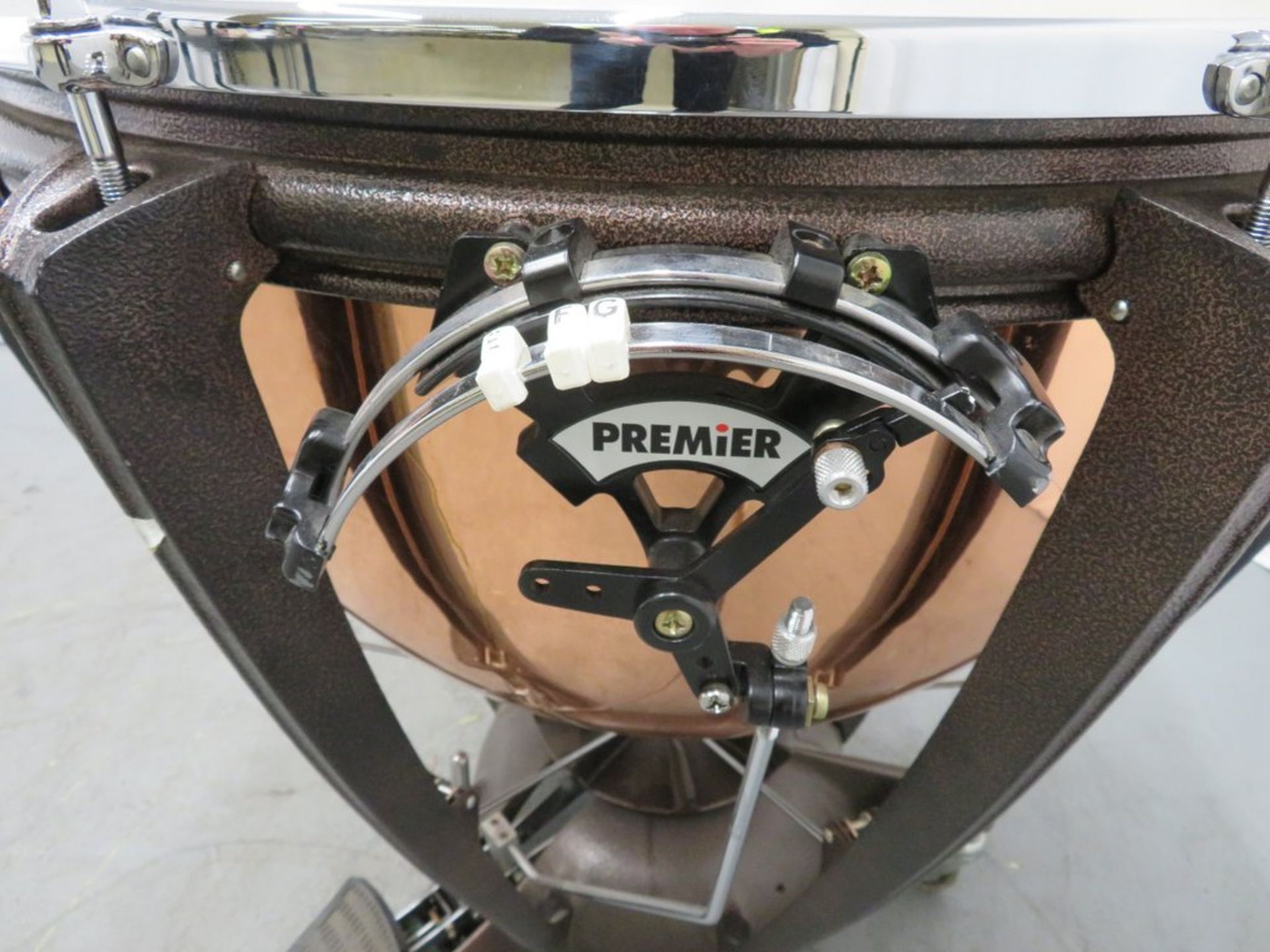 Premier 32"" Kettle Drum Complete With Padded Cover. - Image 4 of 6