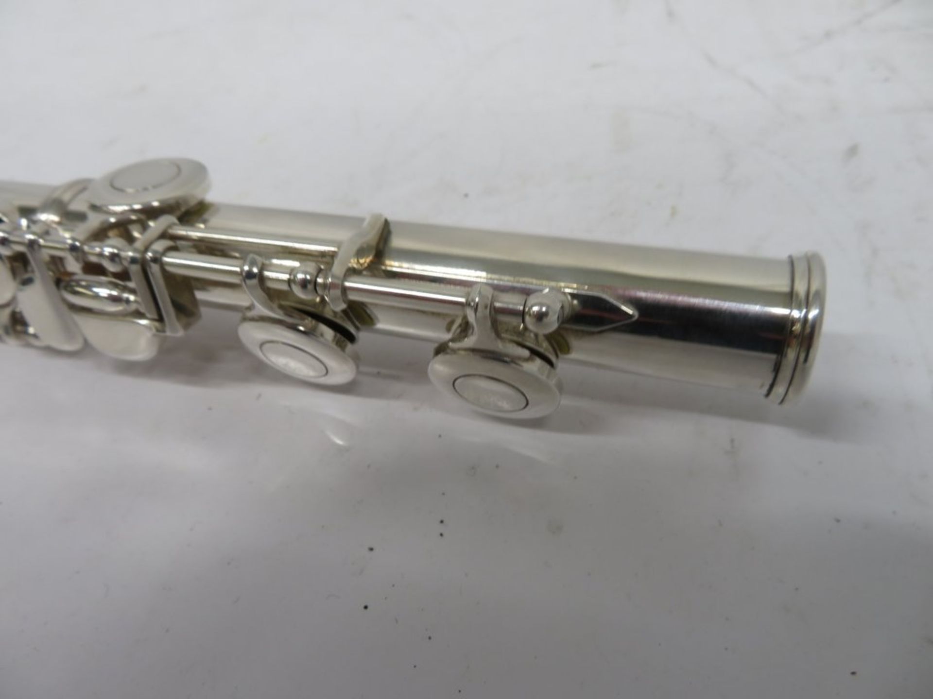 Yamaha 411 Flute Series II With Case. Serial Number: 312000. Please Note That This Item H - Image 5 of 12