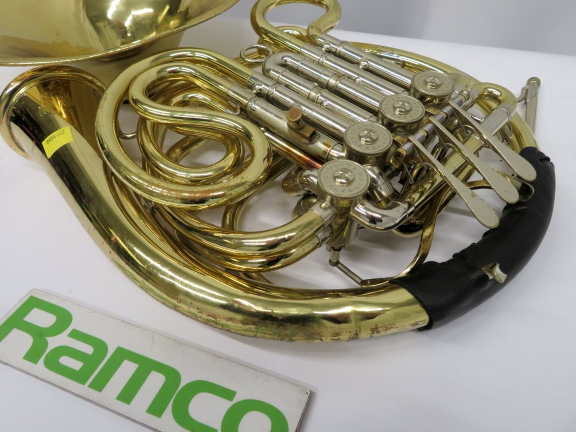 Paxman 25L Horn With Case. Serial Number: 4800. Please Note This Item Has Not Been Tested - Image 4 of 19