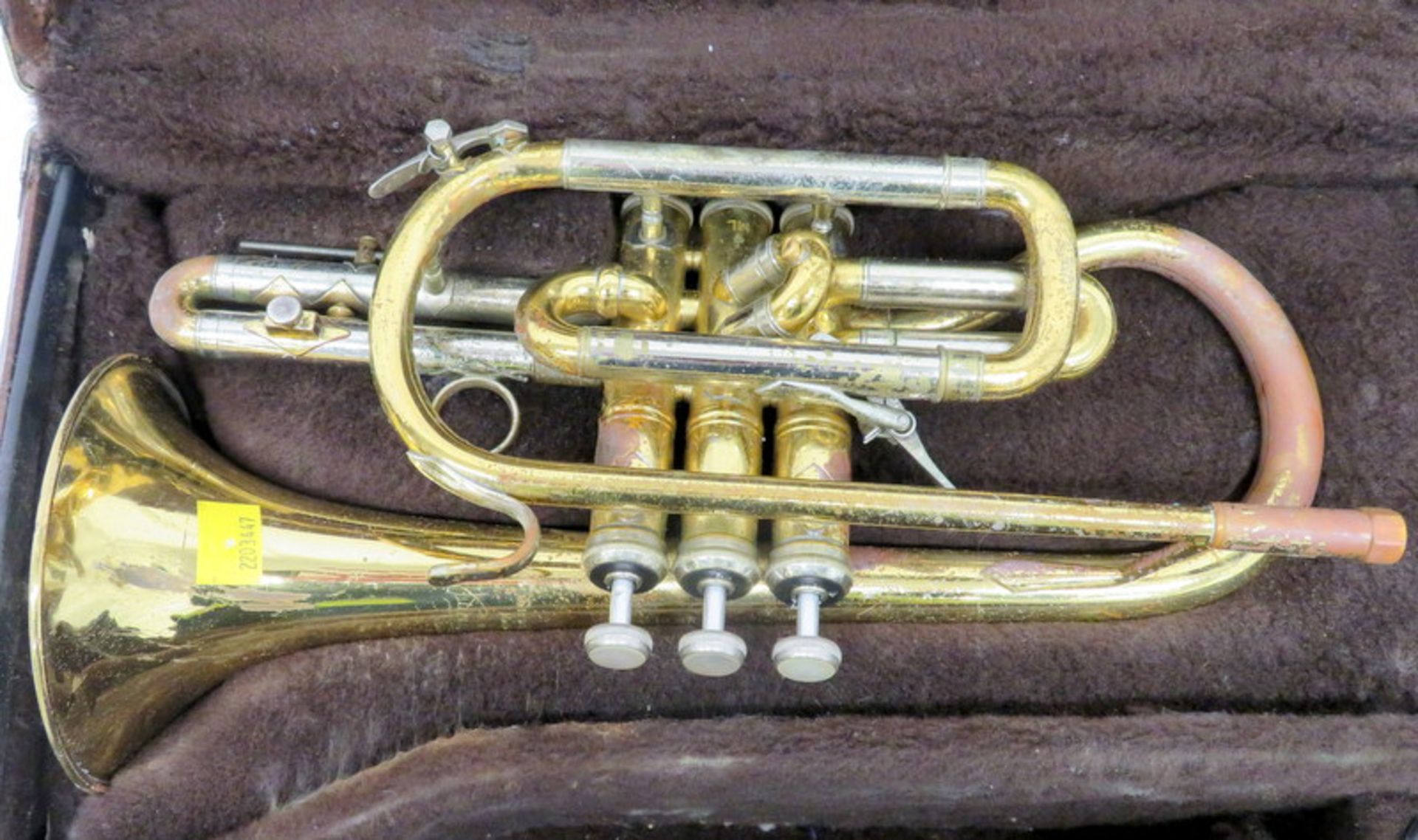 Bach Stradivarius 184 Cornet With Case. Serial Number: 519486. Please Note That This Item - Image 2 of 17