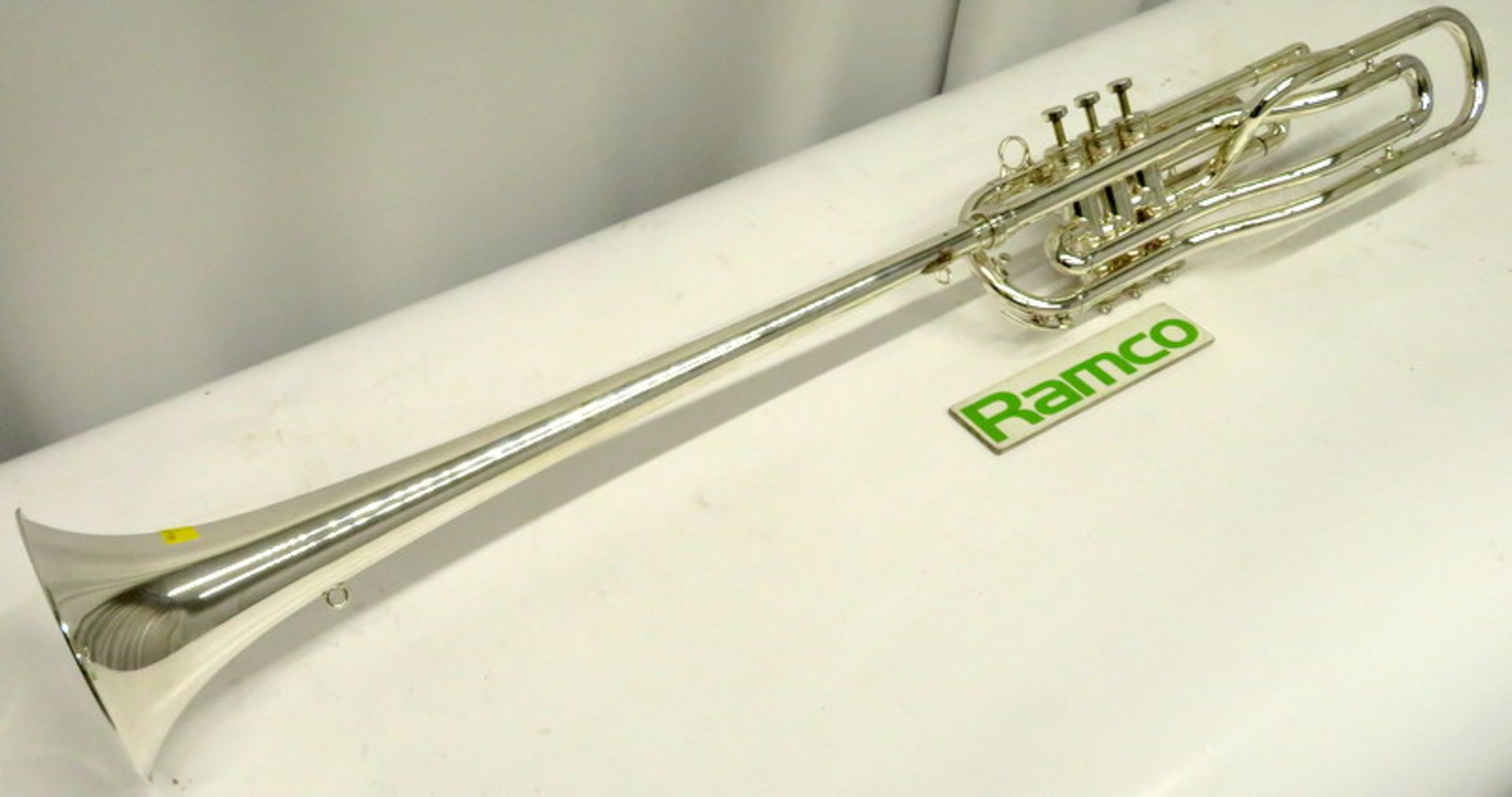 Besson International BE708 Fanfare Trumpet With Case. Serial Number: 884167. Please Note T - Image 4 of 15