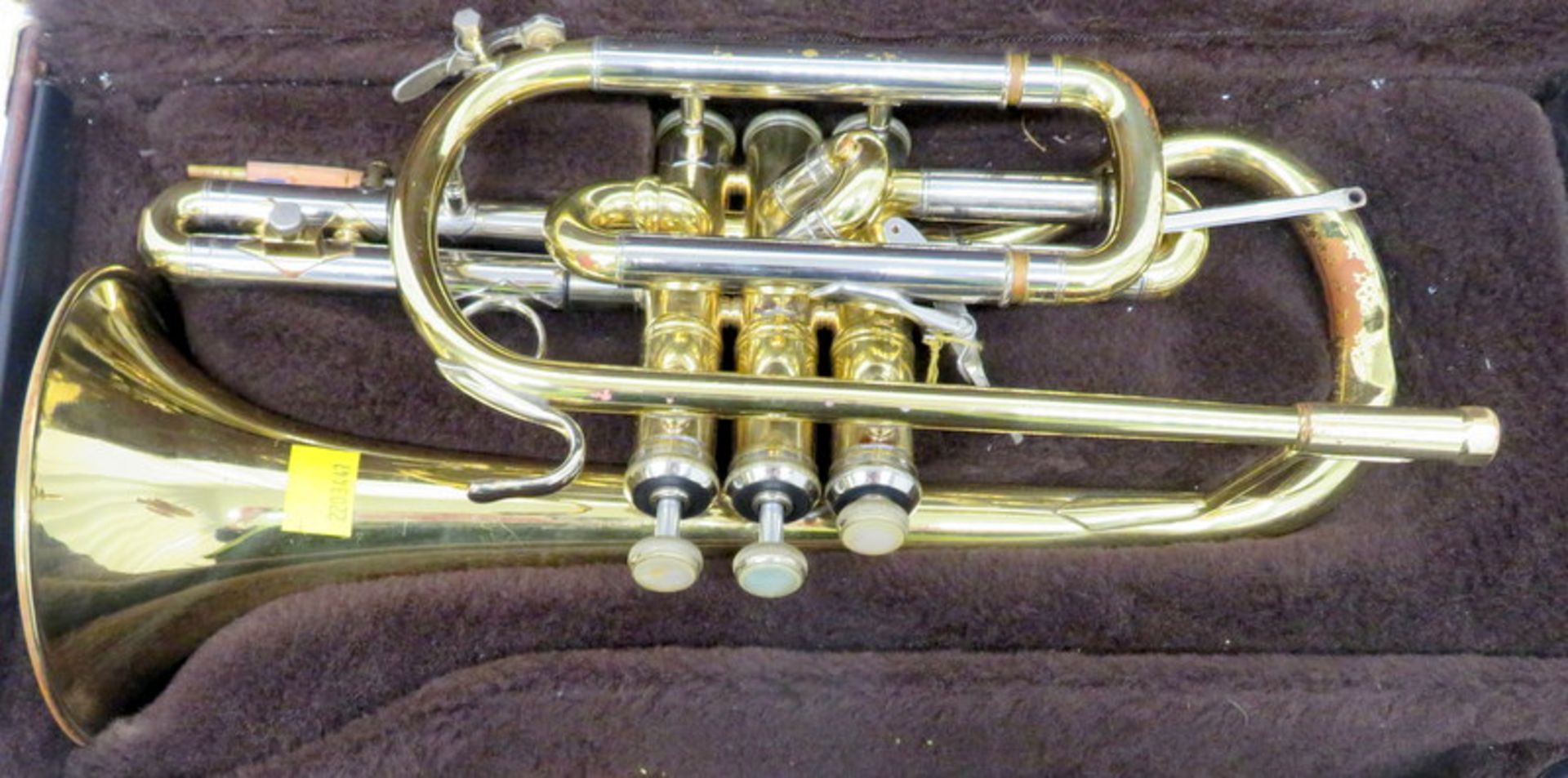 Bach Stradivarius 184 Cornet With Case. Serial Number: 511937. Please Note That This Item - Image 2 of 17