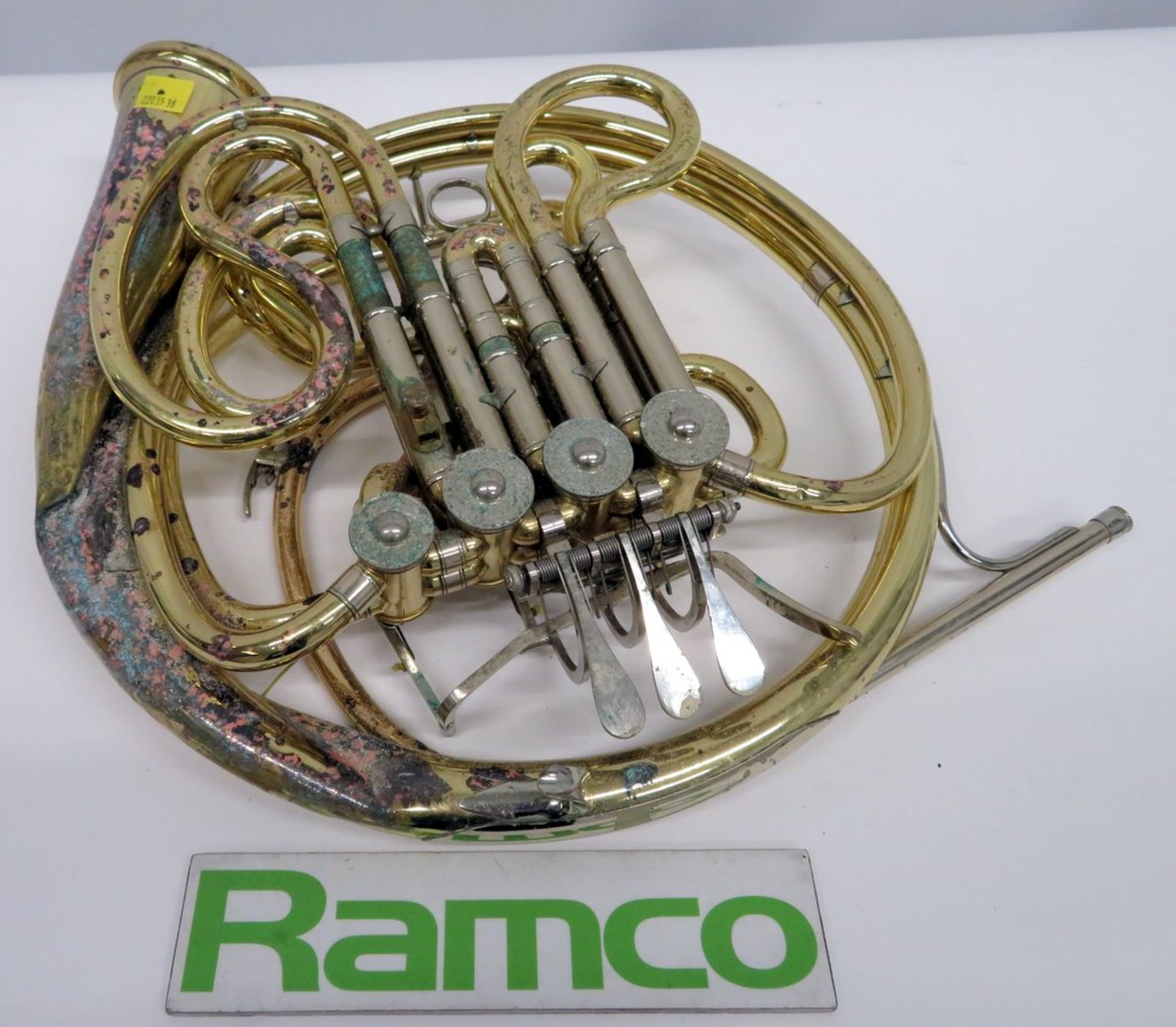 Yamaha YHR 667V French Horn With Case. Serial Number: 002437. This Item Has Not Been Teste - Image 3 of 13