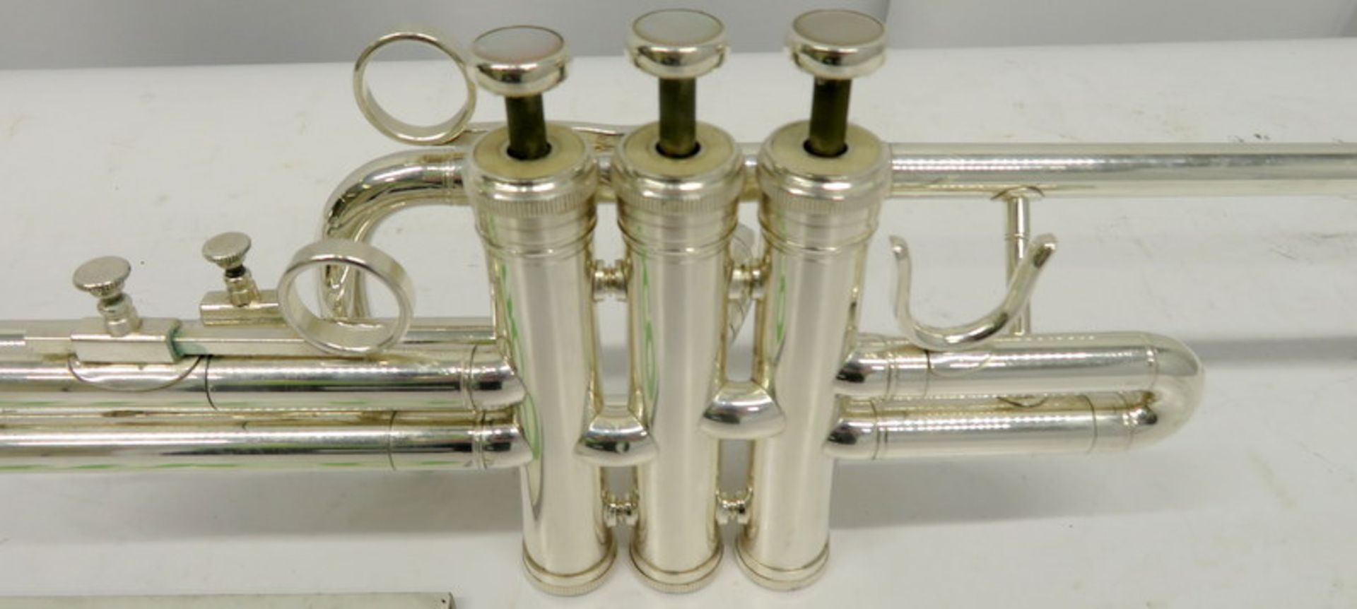 Besson International BE706 Fanfare Trumpet With Case. Serial Number: 890888. Please Note T - Image 6 of 15