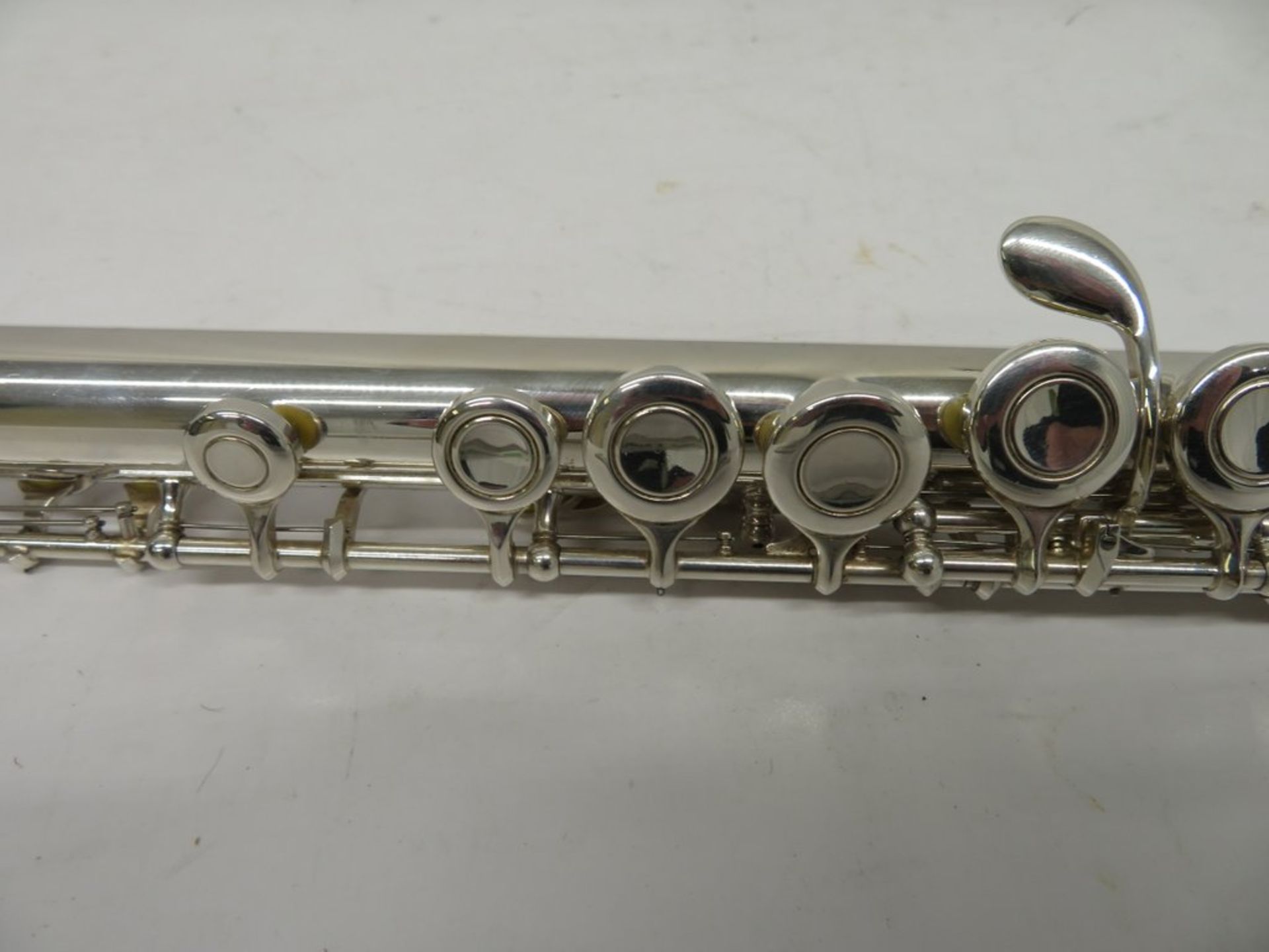 Yamaha 411 Flute Series II With Case. Serial Number: 312000. Please Note That This Item H - Image 7 of 12