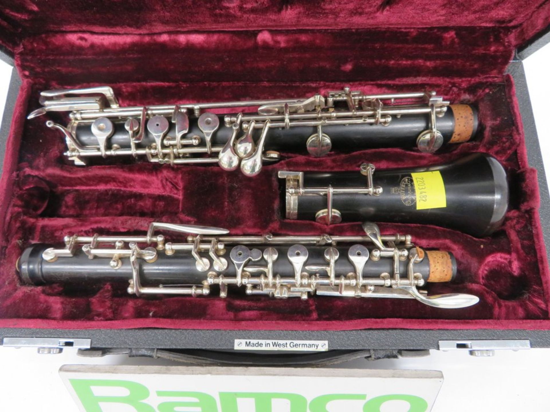 Buffet Crampon Oboe With Case. Serial Number: 9729. Please Note That This Item Has Not Be - Image 2 of 18