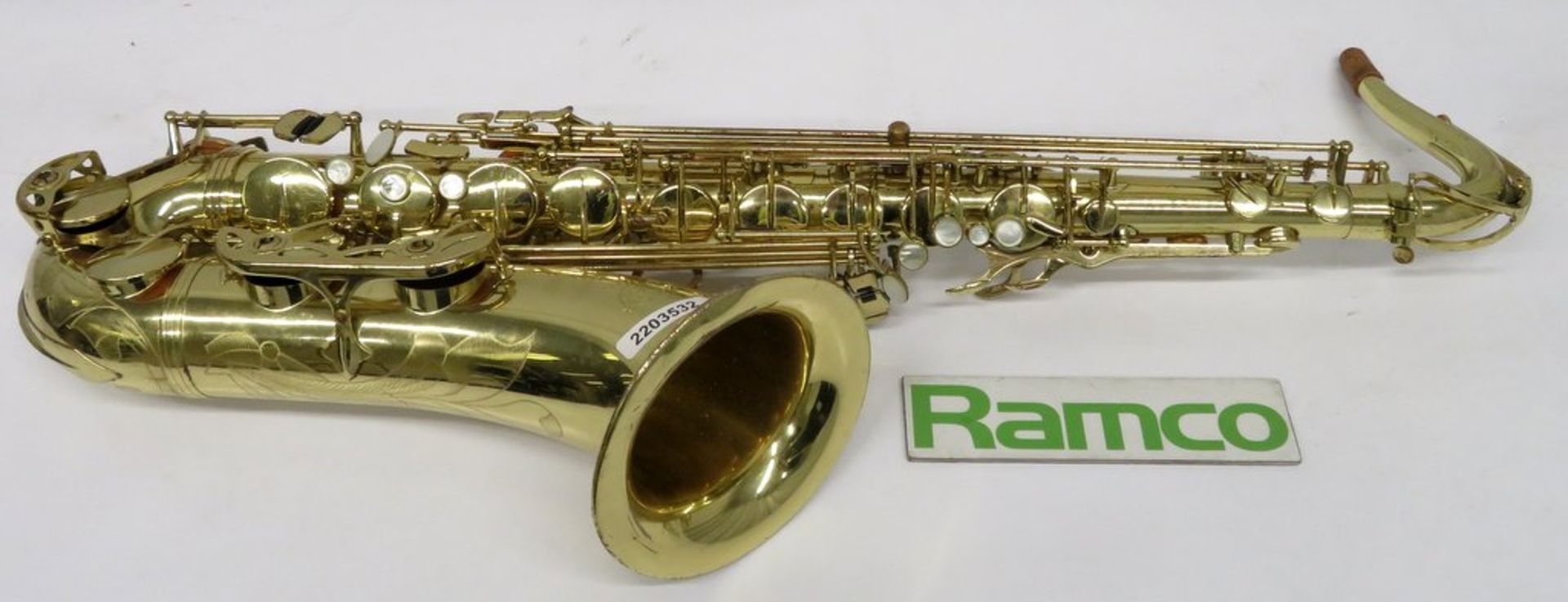 Henri Selmer Super Action 80 Serie 3 Tenor Saxophone With Case. Serial Number: N.657313. - Image 3 of 18