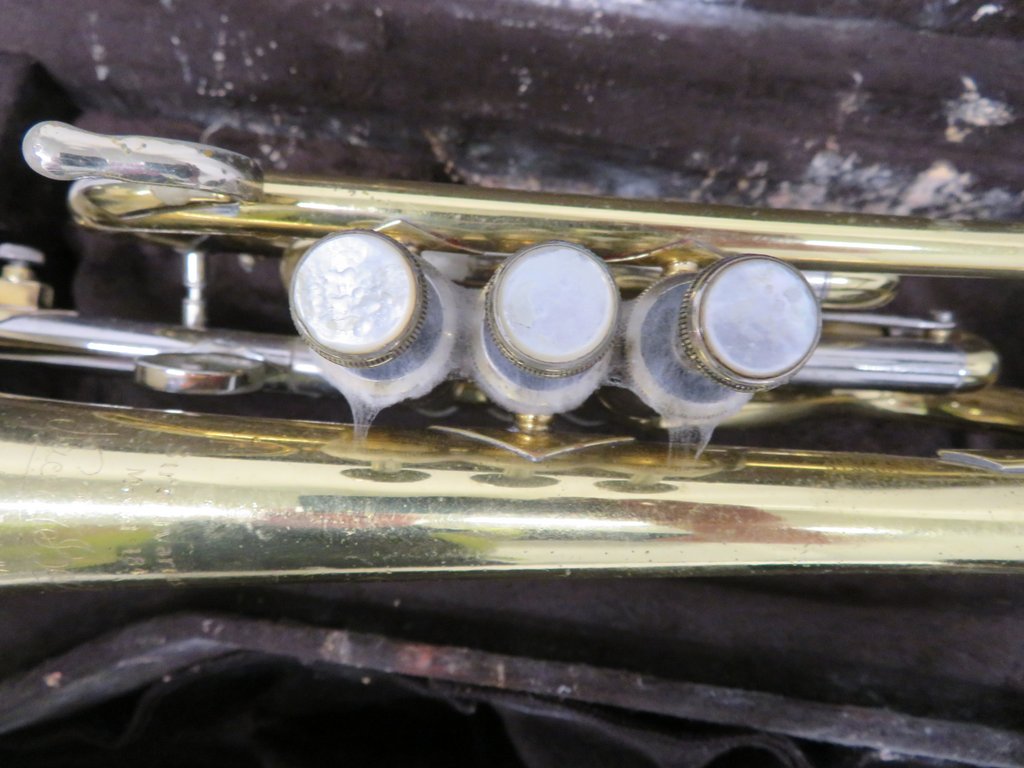 4x Vincent Bach Stradivarius 184 cornets with cases. Serial Numbers: 519302, 528842, 58489 - Image 27 of 30