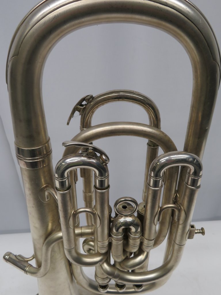 Boosey & Hawkes Imperial Baratone sax horn with case. Serial number: 662332. Please note t - Image 5 of 13