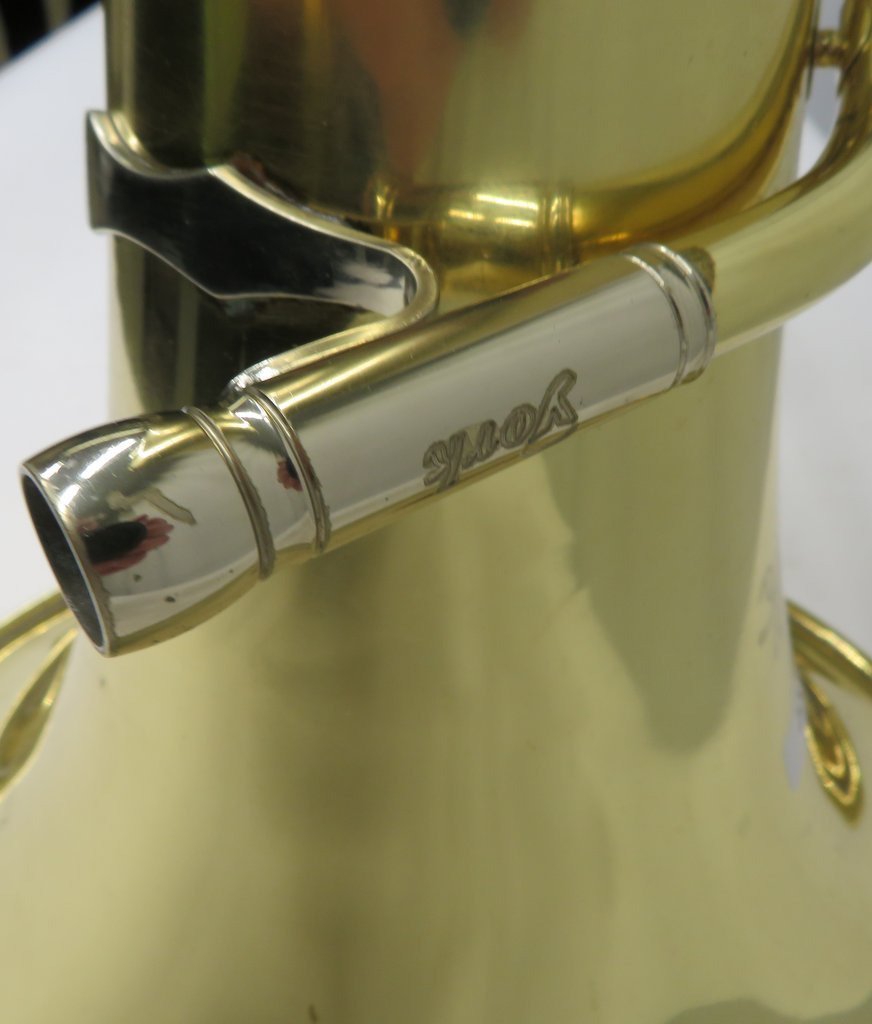 York Preference 3067 euphonium with case. Serial number: 501451. Please note that this i - Image 11 of 15