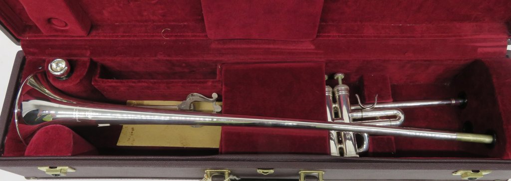 Besson International BE706 fanfare trumpet with case. Serial number: 884561. Please note - Image 2 of 16