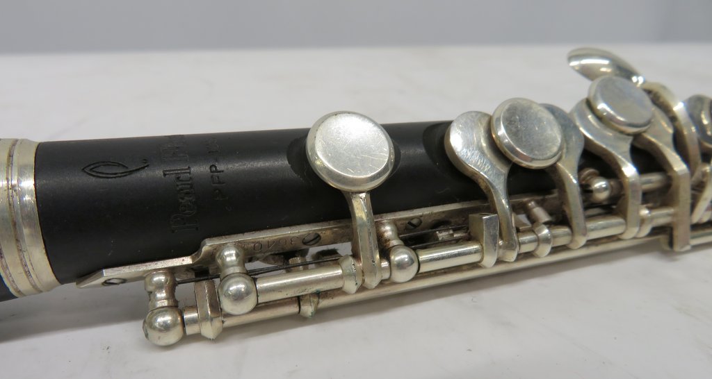 Pearl Flute PFP105 piccolo with case. Serial number: 3640. Please note that this item is s - Image 6 of 11