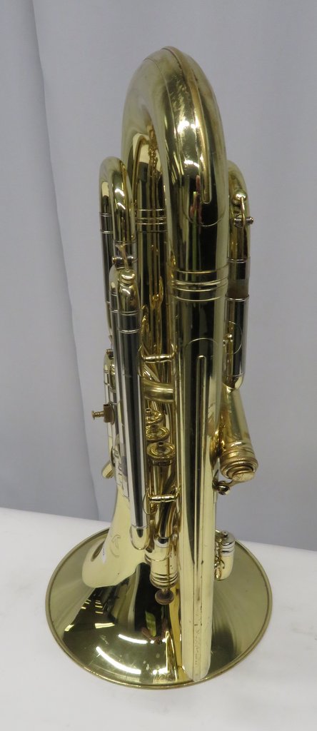 York Preference 3067 euphonium with case. Serial number: 501451. Please note that this i - Image 4 of 15