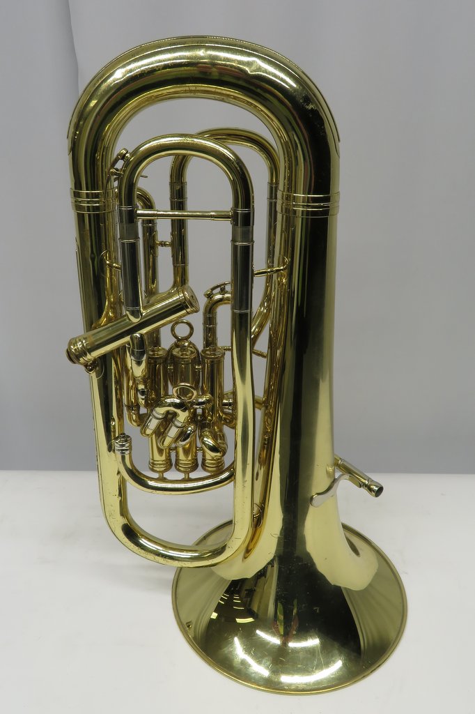 York Preference 3067 euphonium with case. Serial number: 501451. Please note that this i - Image 8 of 15