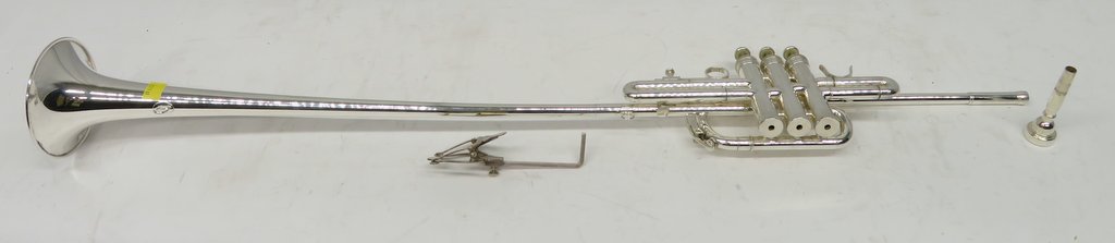 Besson International BE706 fanfare trumpet with case. Serial number: 884561. Please note - Image 3 of 16