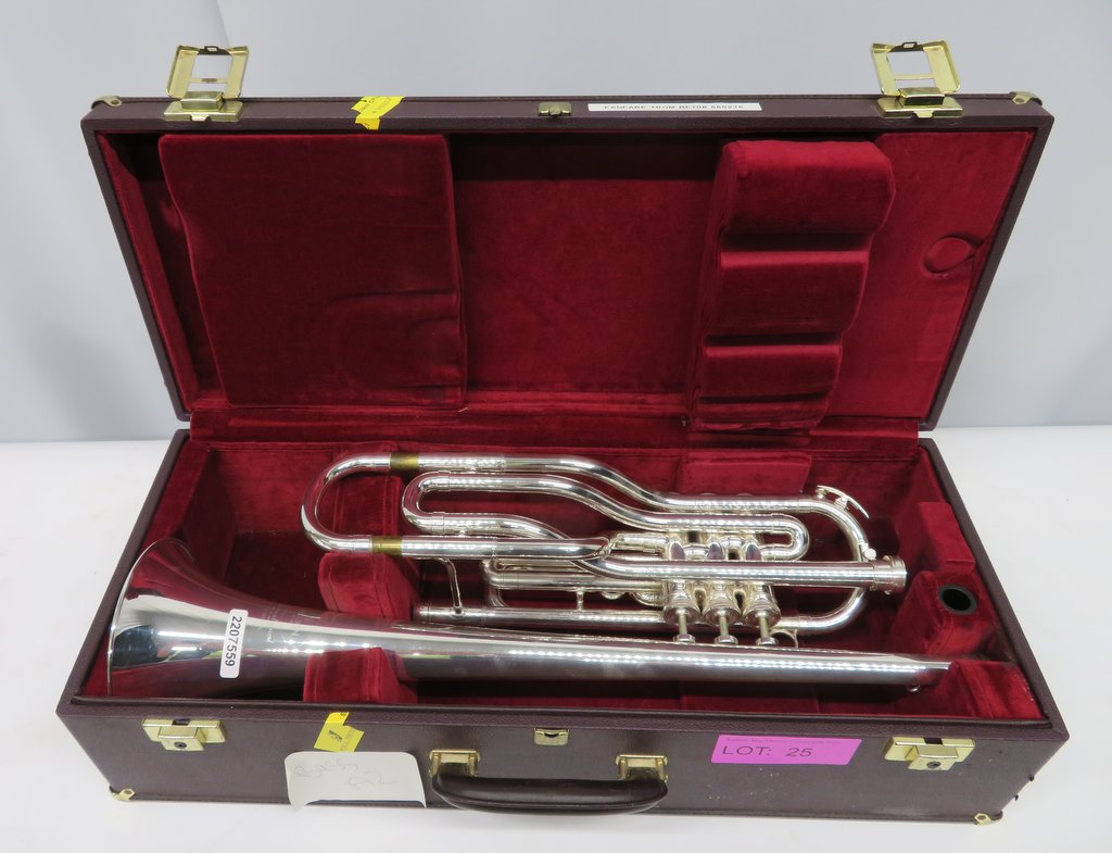 Besson International BE708 fanfare trombone with case. Serial number: 880276. Please note