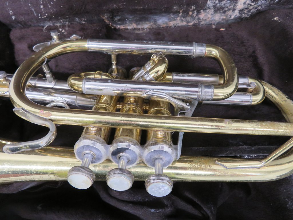 4x Vincent Bach Stradivarius 184 cornets with cases. Serial Numbers: 519302, 528842, 58489 - Image 28 of 30