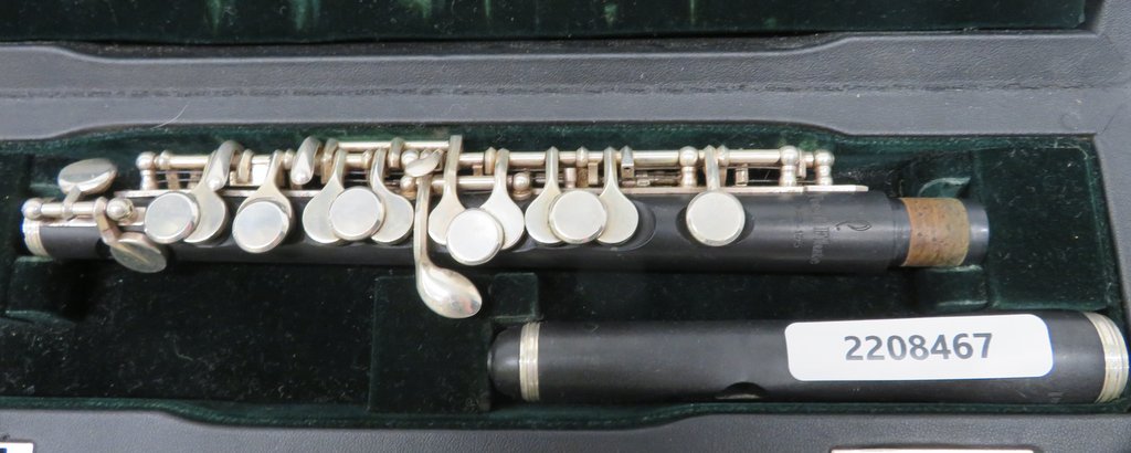 Pearl Flute PFP105 piccolo with case. Serial number: 3640. Please note that this item is s - Image 2 of 11