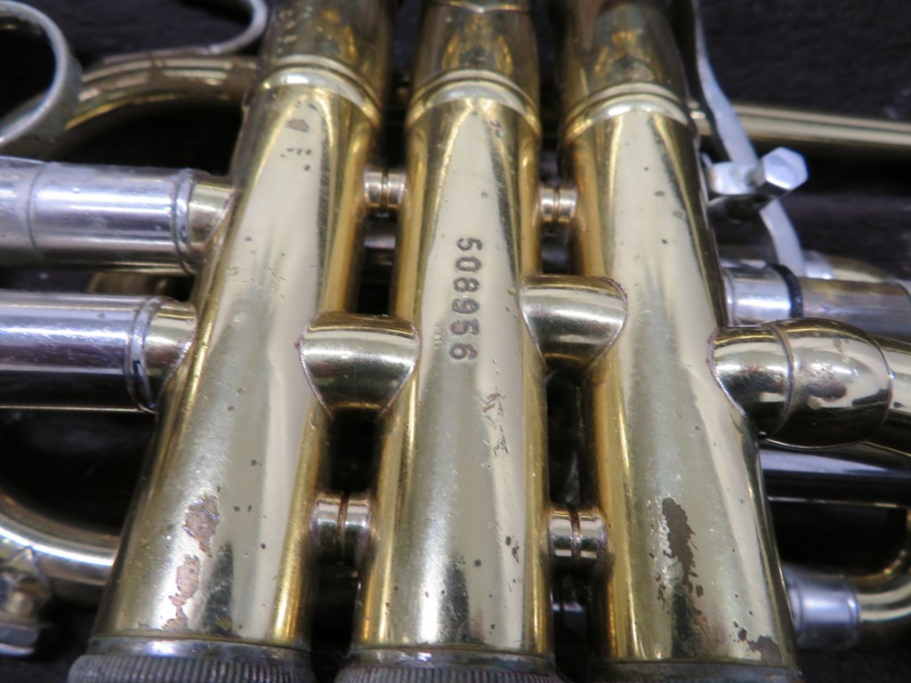 4x Vincent Bach Stradivarius 184 cornets with cases. Serial Numbers: 519302, 528842, 58489 - Image 26 of 30