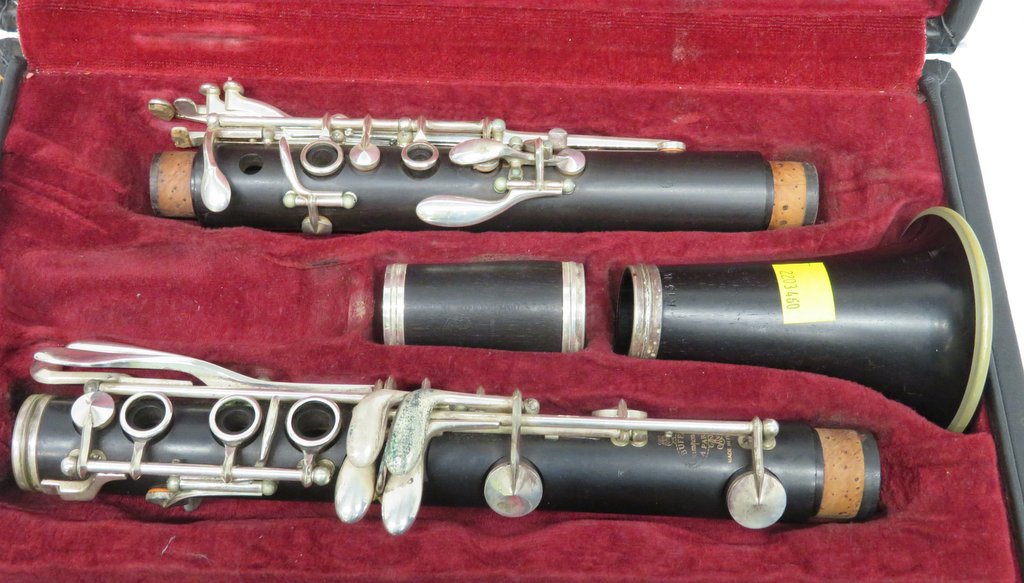 Buffet Crampon R13 clarinet (approx 59.5cm not including mouth piece) with case. Serial nu - Image 2 of 15