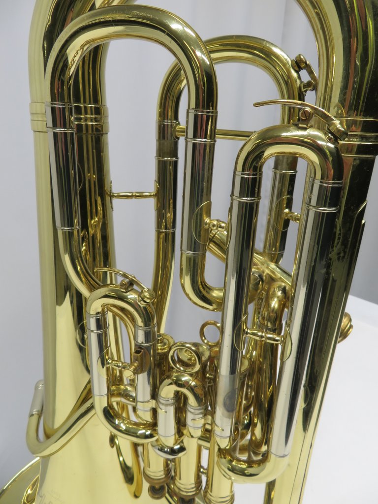 York Preference 3067 euphonium with case. Serial number: 501451. Please note that this i - Image 6 of 15