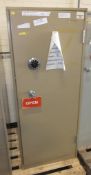 Single Door Cabinet With Spin Lock L620mm x W450mm x H1530mm - Combination unknown