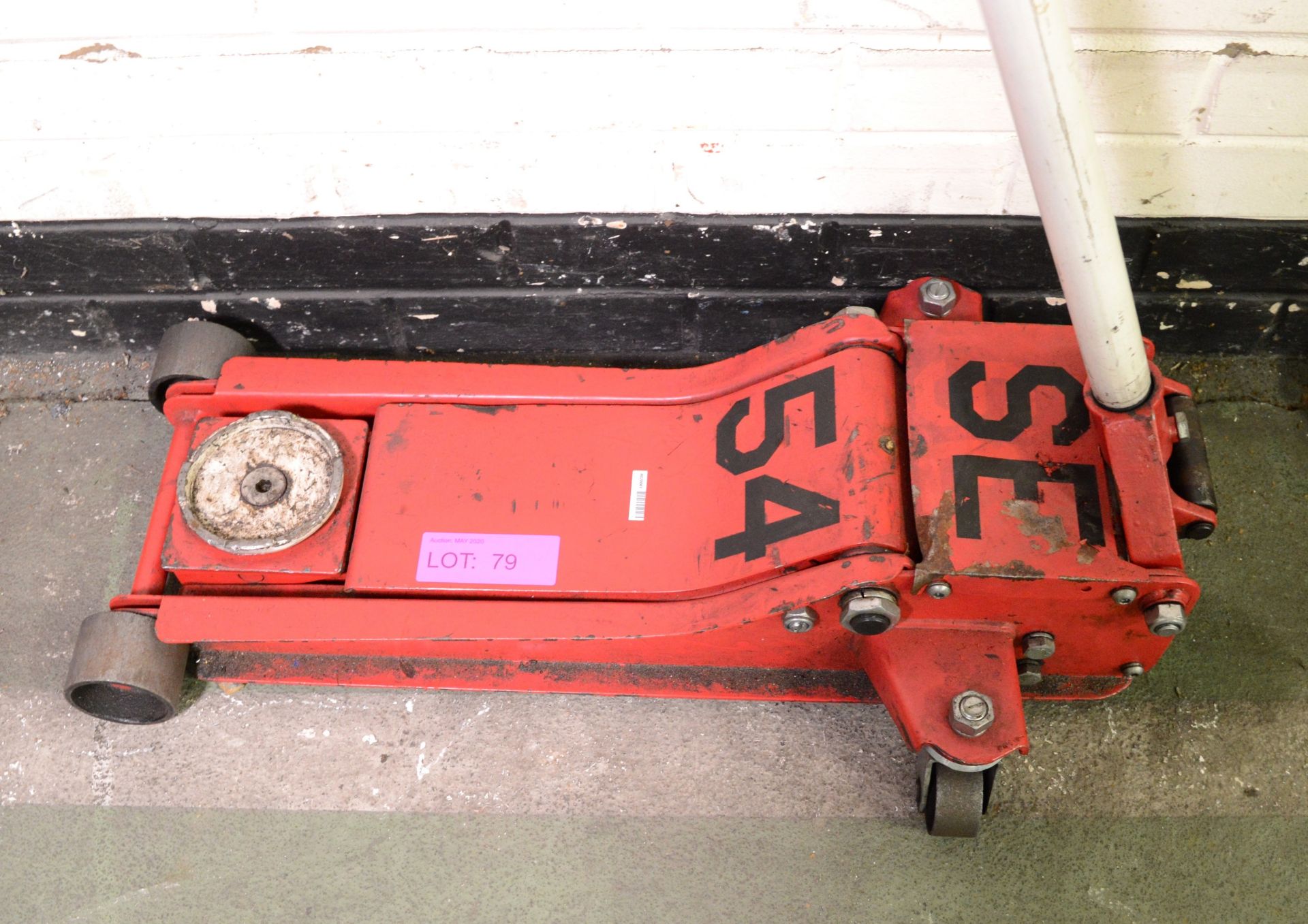 2 Ton Trolley Jack. - Image 2 of 2