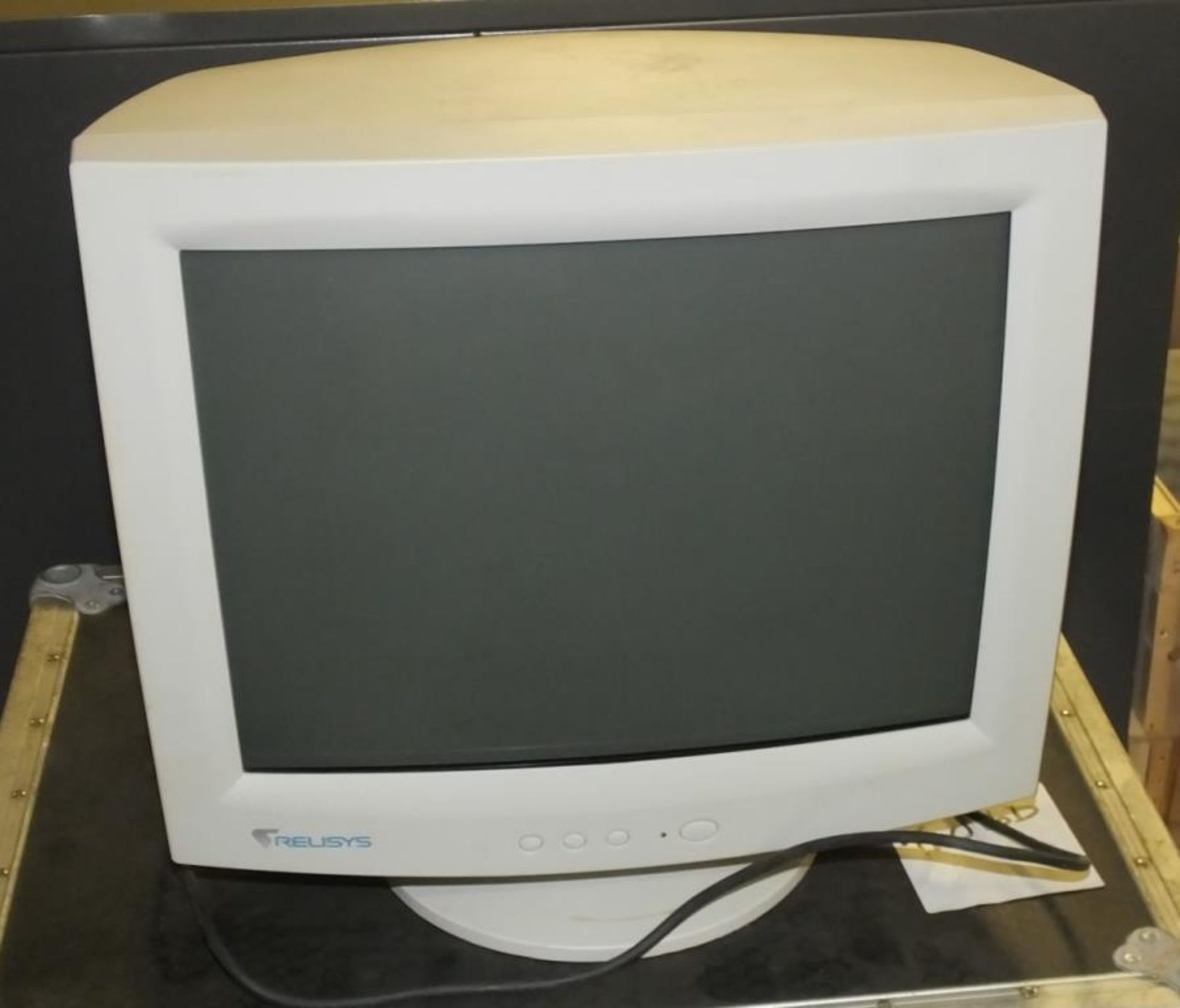 CRT Monitor with transit case - Image 2 of 2