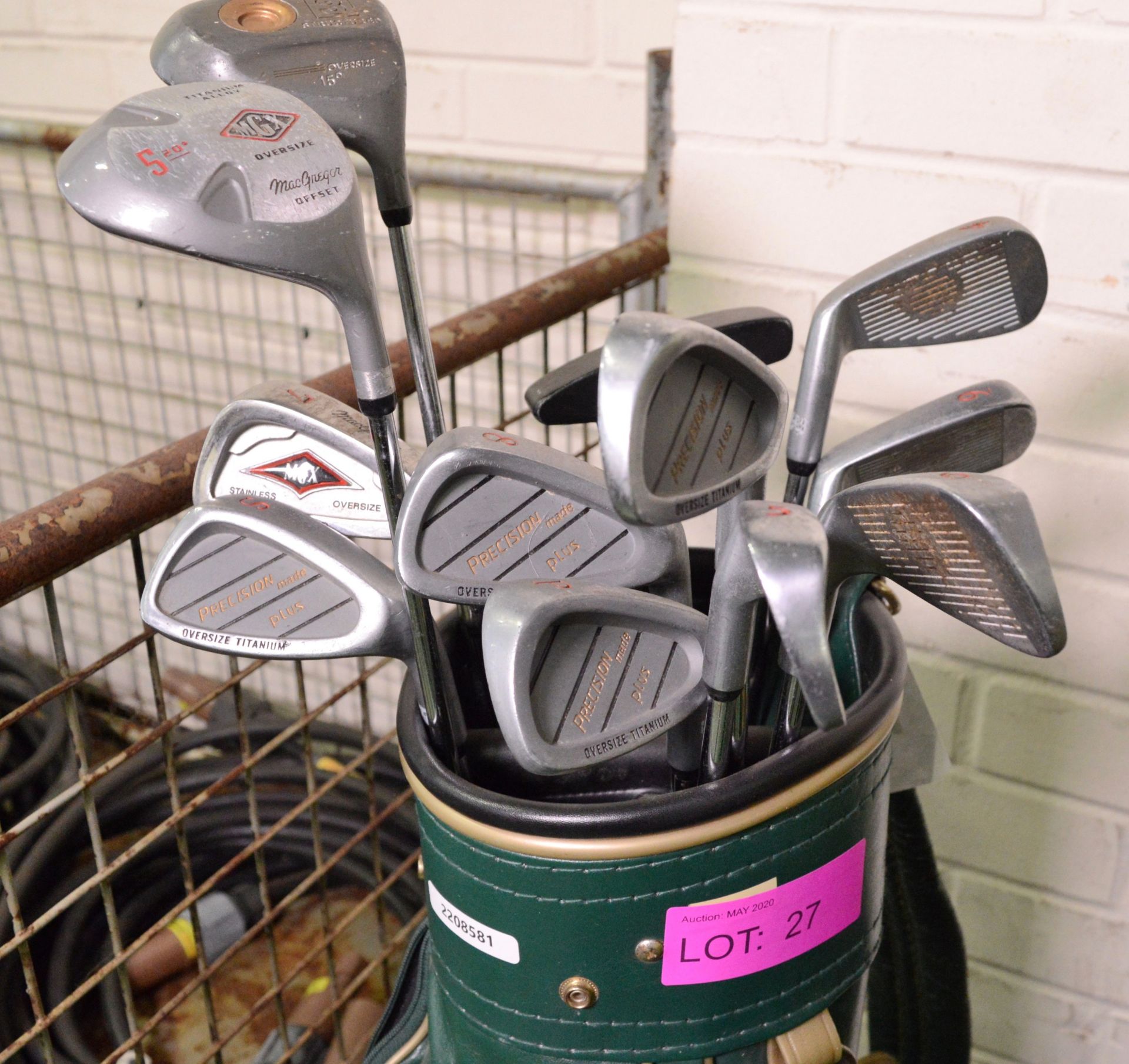 Golf Club Set with Jaguar Bag. - Image 2 of 2