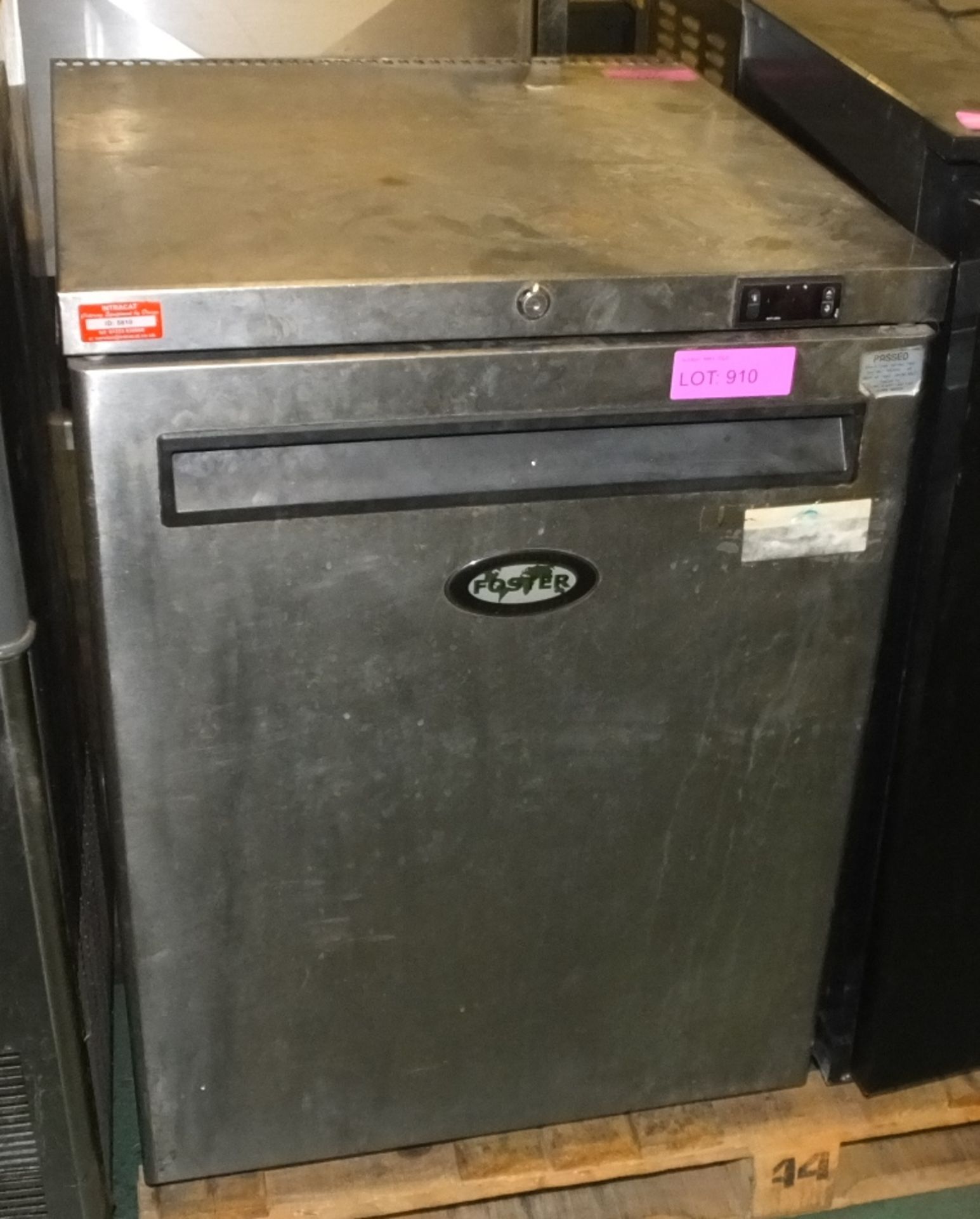 AS SPARES OR REPAIRS - Fosters under counter freezer