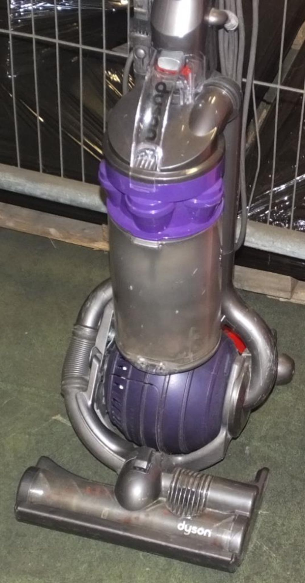 Dyson ball vacuum cleaner - Image 2 of 2