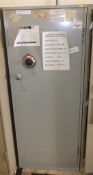 Single Door Cabinet With Spin Lock L620mm x W450mm x H1530mm - Combination unknown