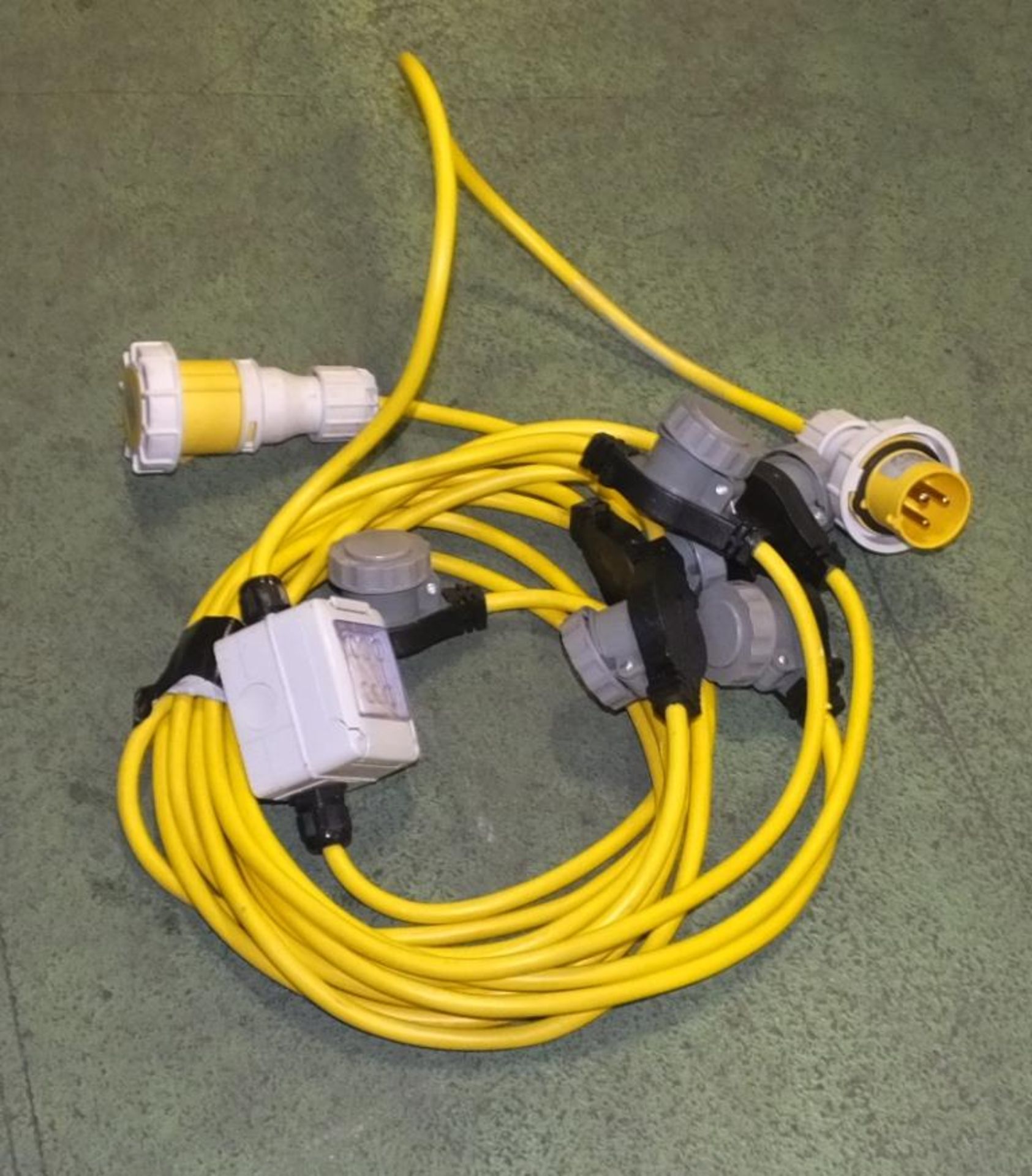 25x 110V extension cable assemblies - Image 4 of 4