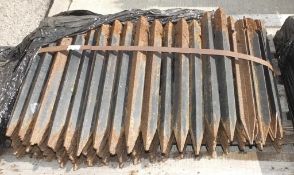 314x Metal Angle Fence Post 600 mm Long