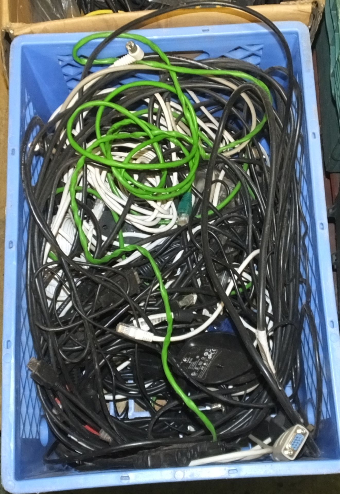 2 boxes of various cables - Image 3 of 3