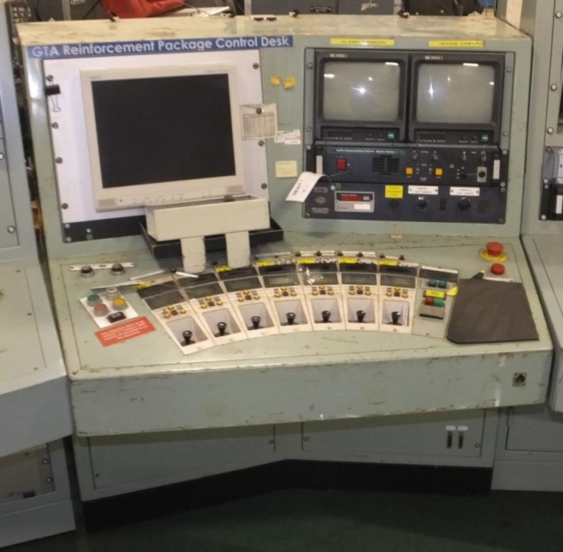 Ex Nuclear Plant Reactor Control / Monitoring System - Image 7 of 25