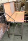 Map Table L1500 x W600 x H800mm.