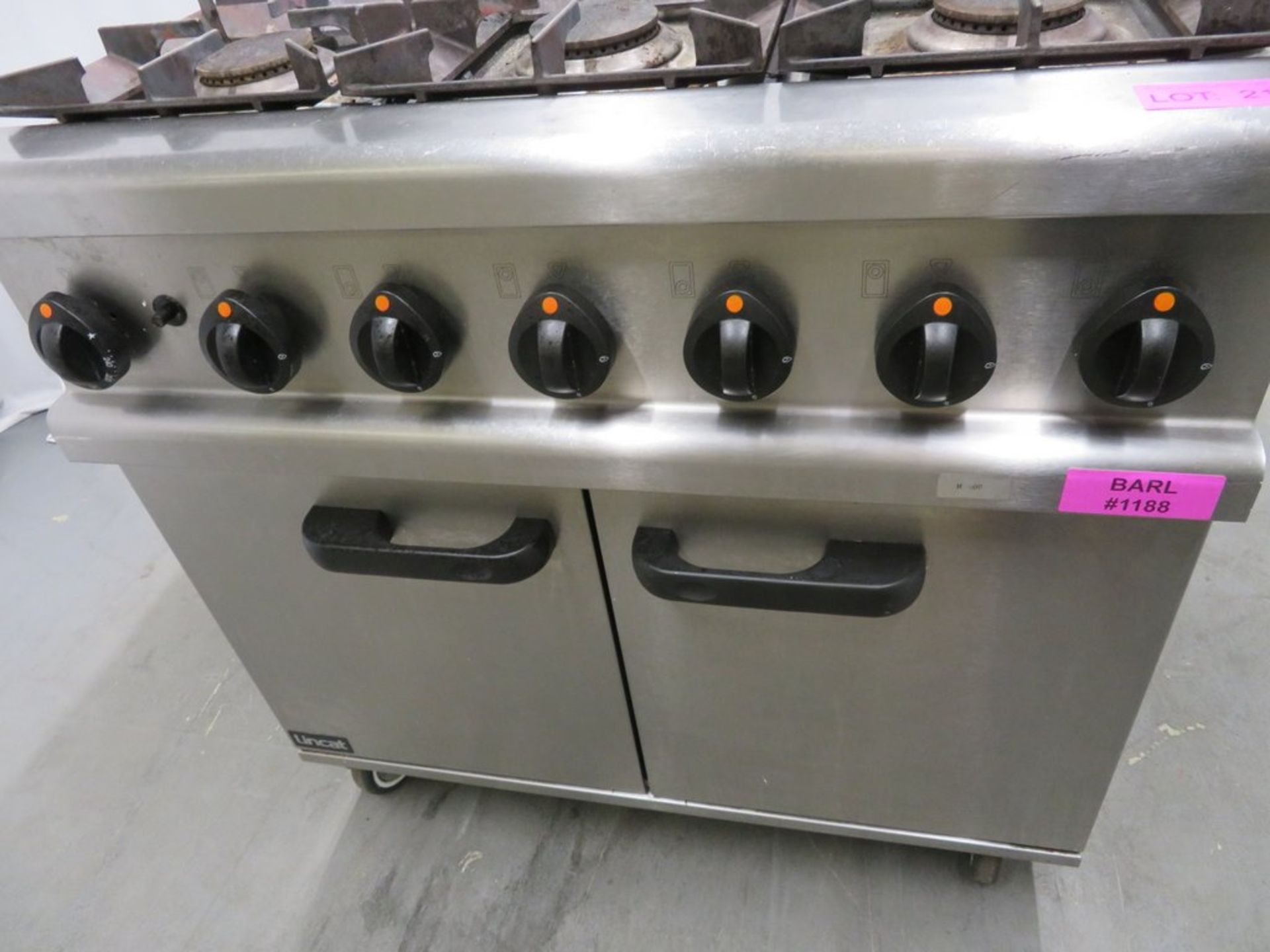Lincat OG7002 6 burner range oven, natural gas - Image 5 of 9