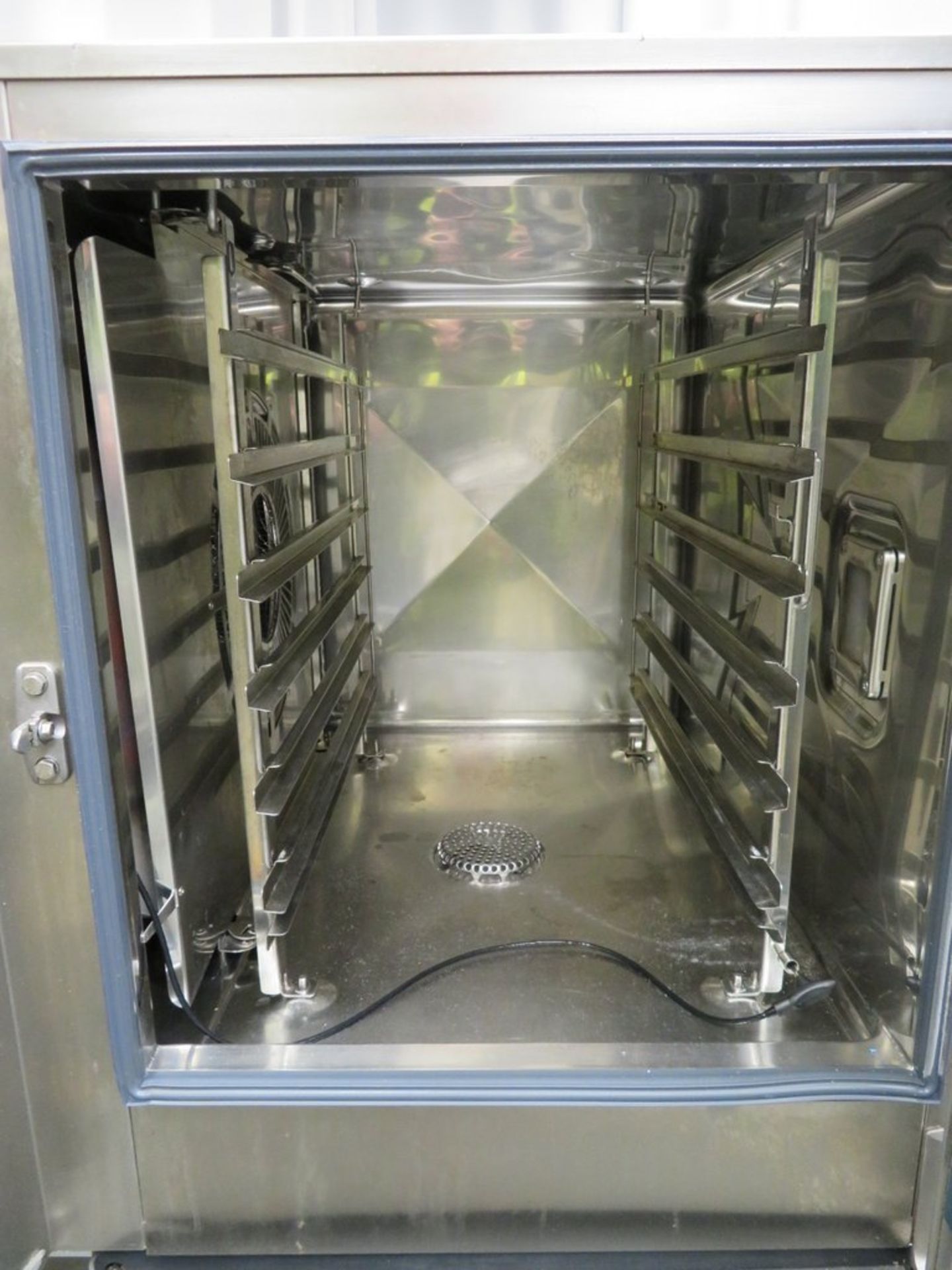 Rational SCC 61 6 grid combi oven, natural gas - Image 5 of 7