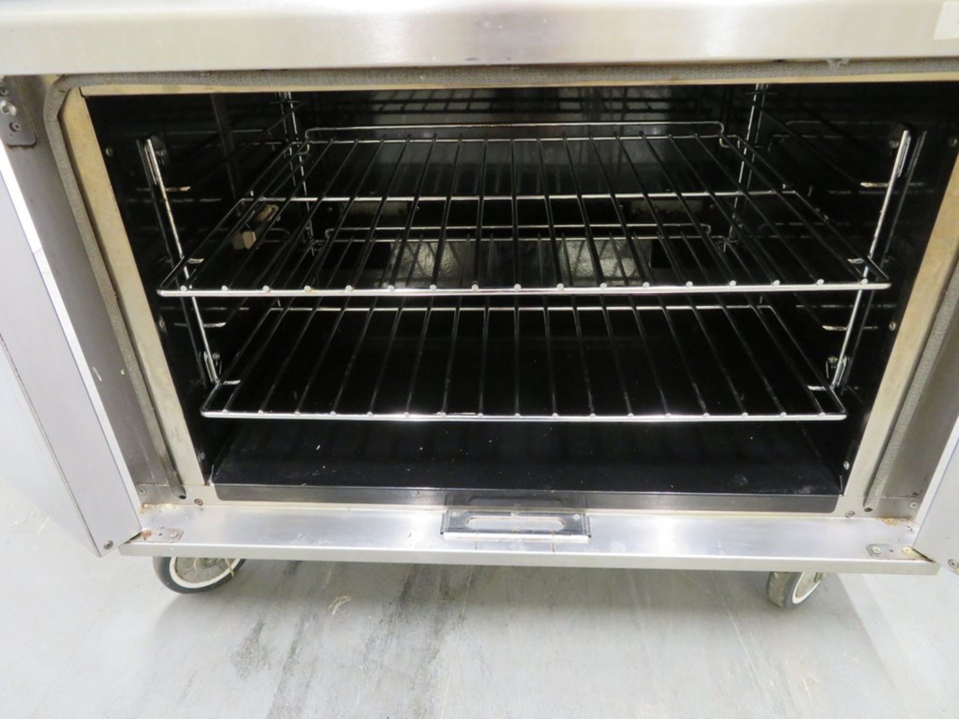 Lincat OG7002 6 burner range oven, natural gas - Image 6 of 9