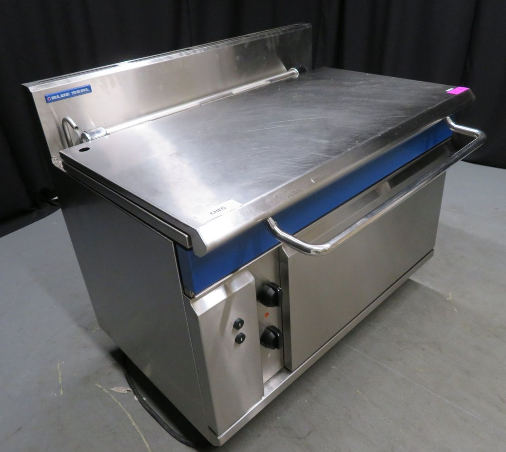 Blue Seal Evolution Series E580 - 1200mm electric tilting bratt pan, 3 phase electric - Image 2 of 8