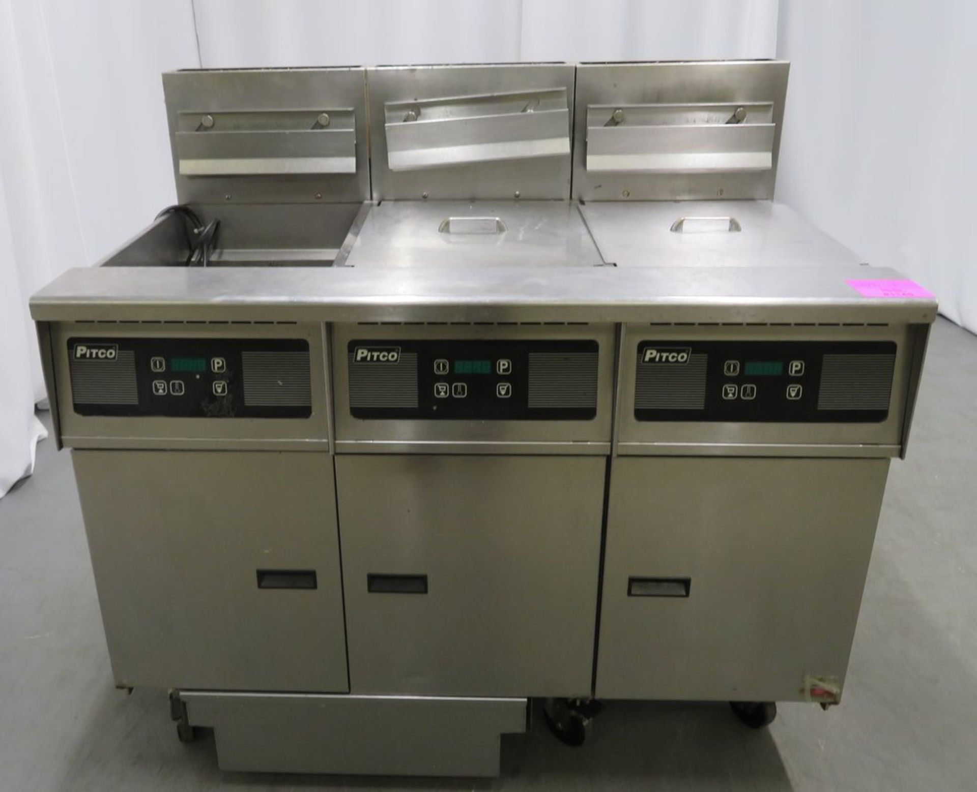 Pitco SG50 3 tank twin basket fryer, natural gas