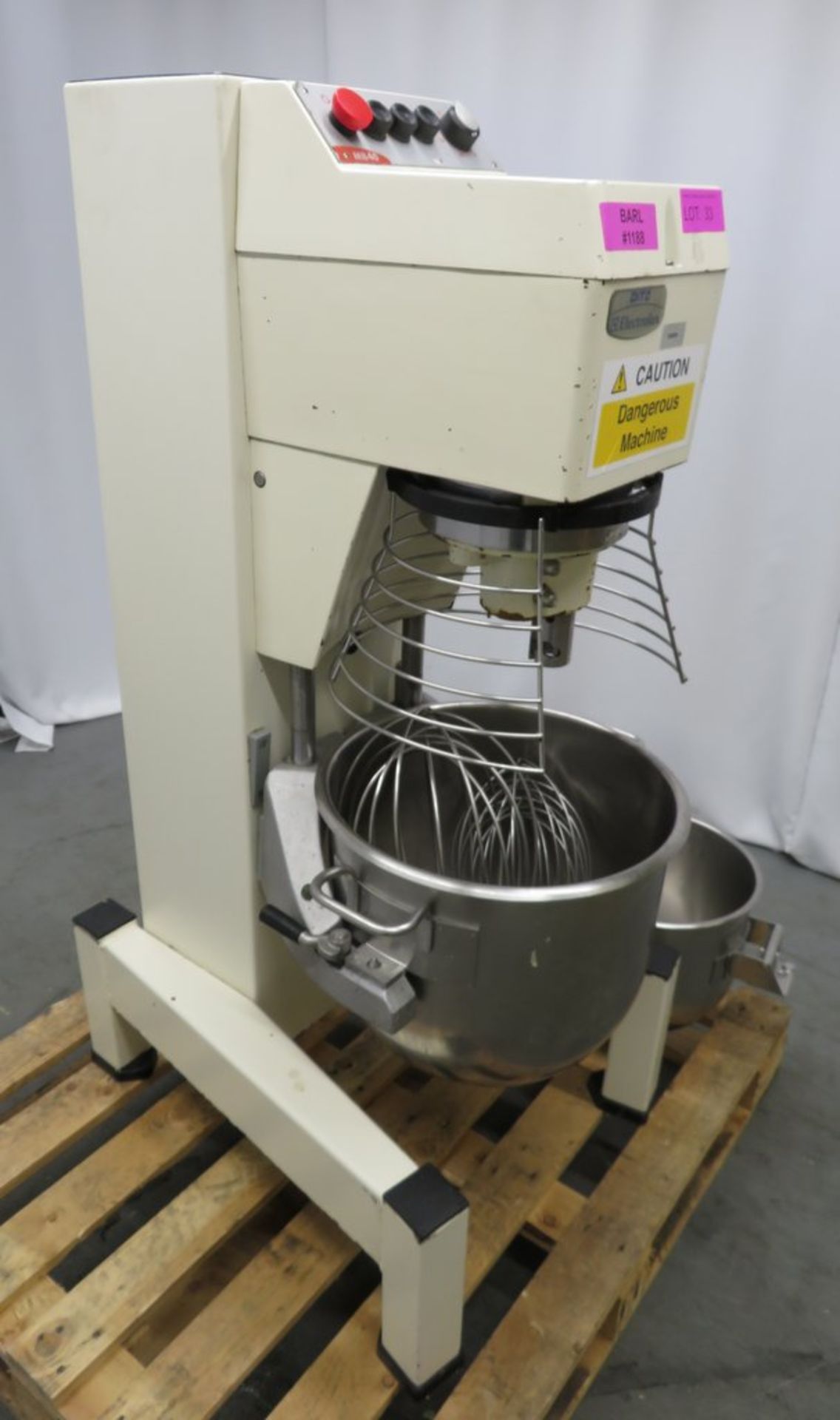 Electrolux Dito MB40S mixer, 40 litre bowl, with whisk attachments, 3 phase electric - Image 11 of 14