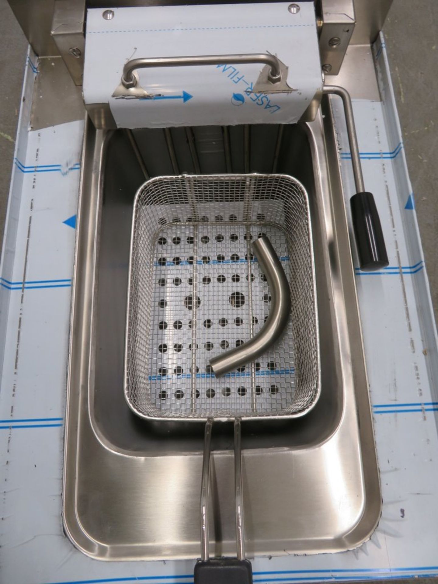 Countertop single tank fryer, 3 phase electric, new - Image 5 of 8