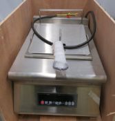 Heavy duty countertop single tank induction fryer, 1 phase, new