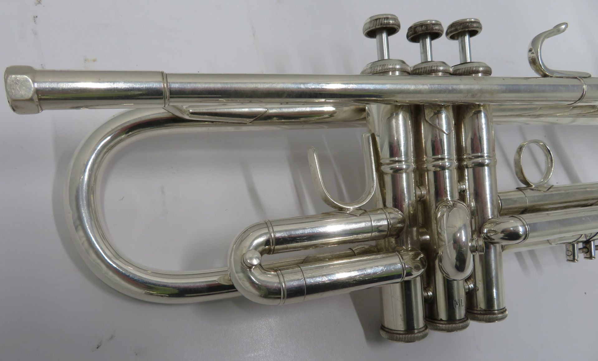 Bach Stradivarius model 37 ML trumpet with case. Serial number: 520718. - Image 9 of 14