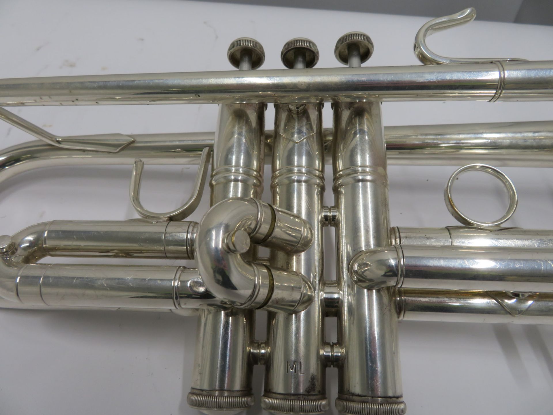 Bach Stradivarius model 37 ML trumpet with case. Serial number: 520718. - Image 6 of 14